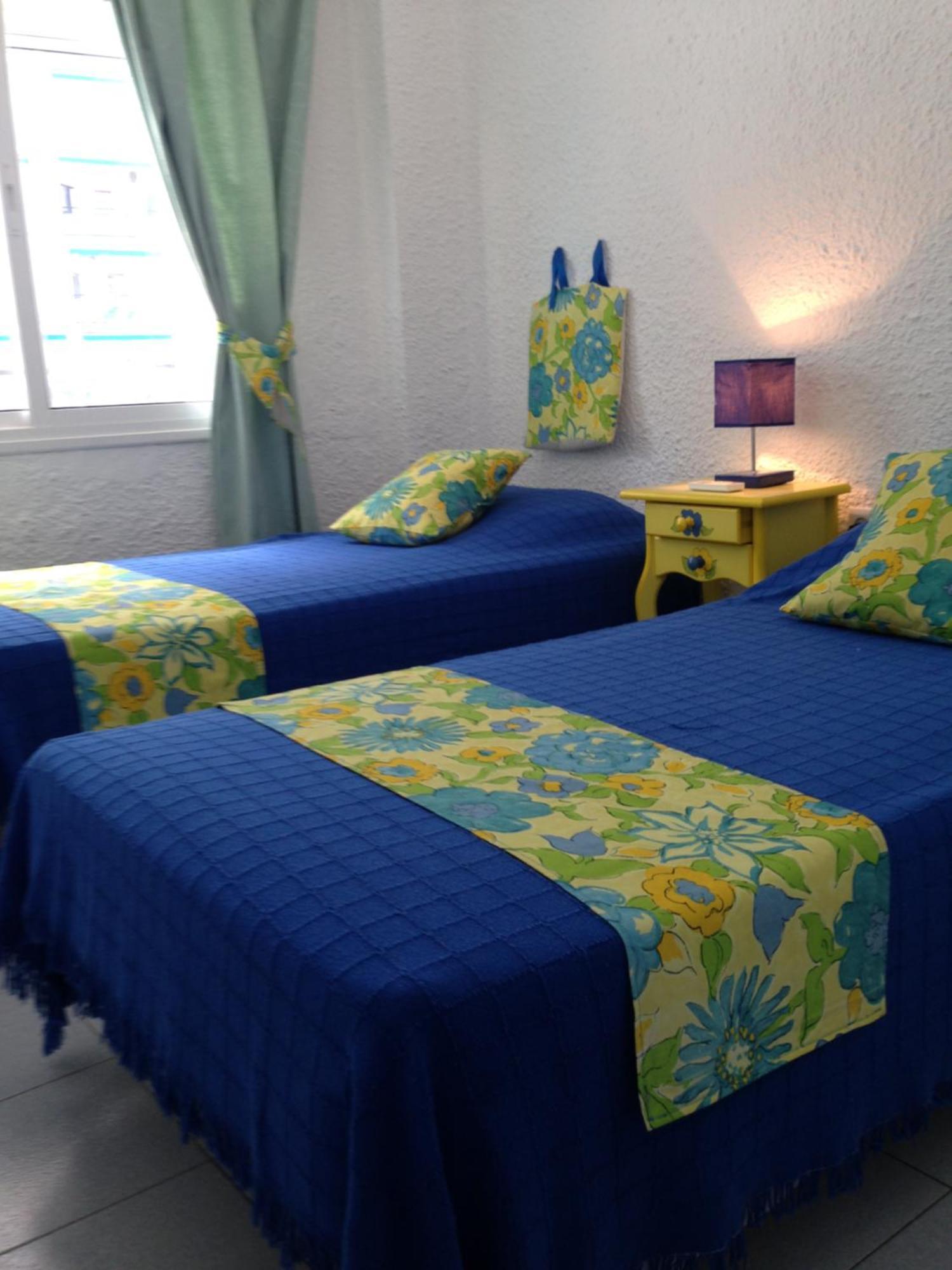 Skol - One Bedroom - Pool And Sea Views